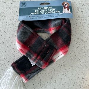 NWT Pet scarf